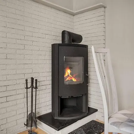 Dinbnb Homes I 4-bedroom Historical House In Romantic Surroundings Casa vacanze Bergen