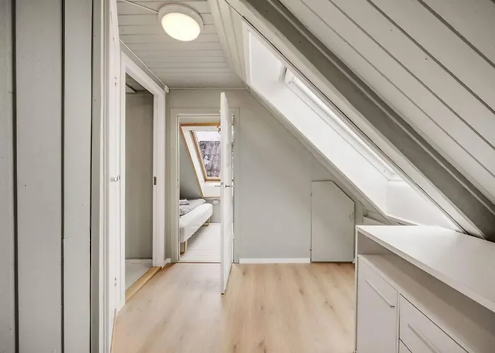 Dinbnb Homes I 4-bedroom Historical House In Romantic Surroundings Vakantiehuis Bergen